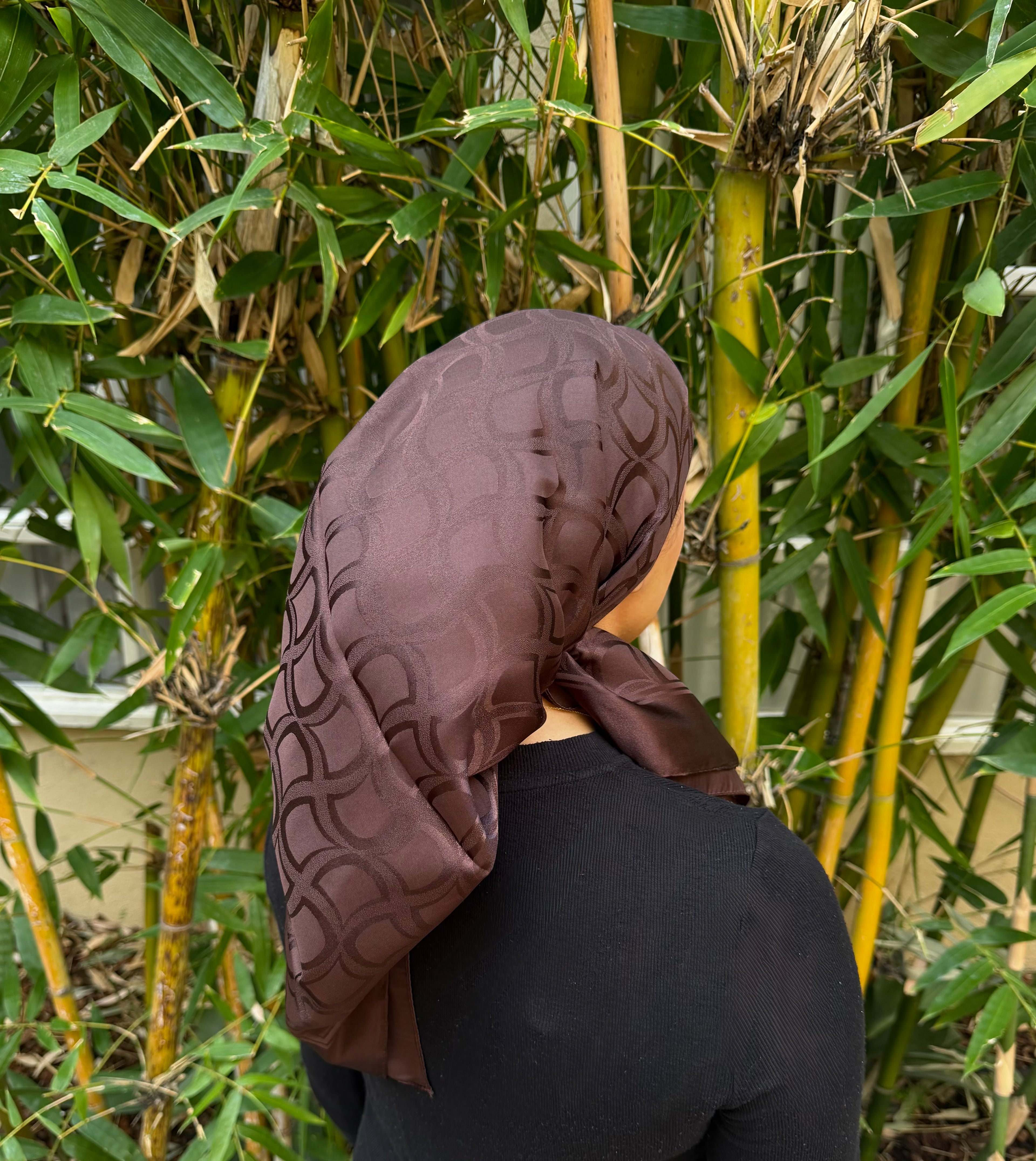 Metallic dark brown headscarf