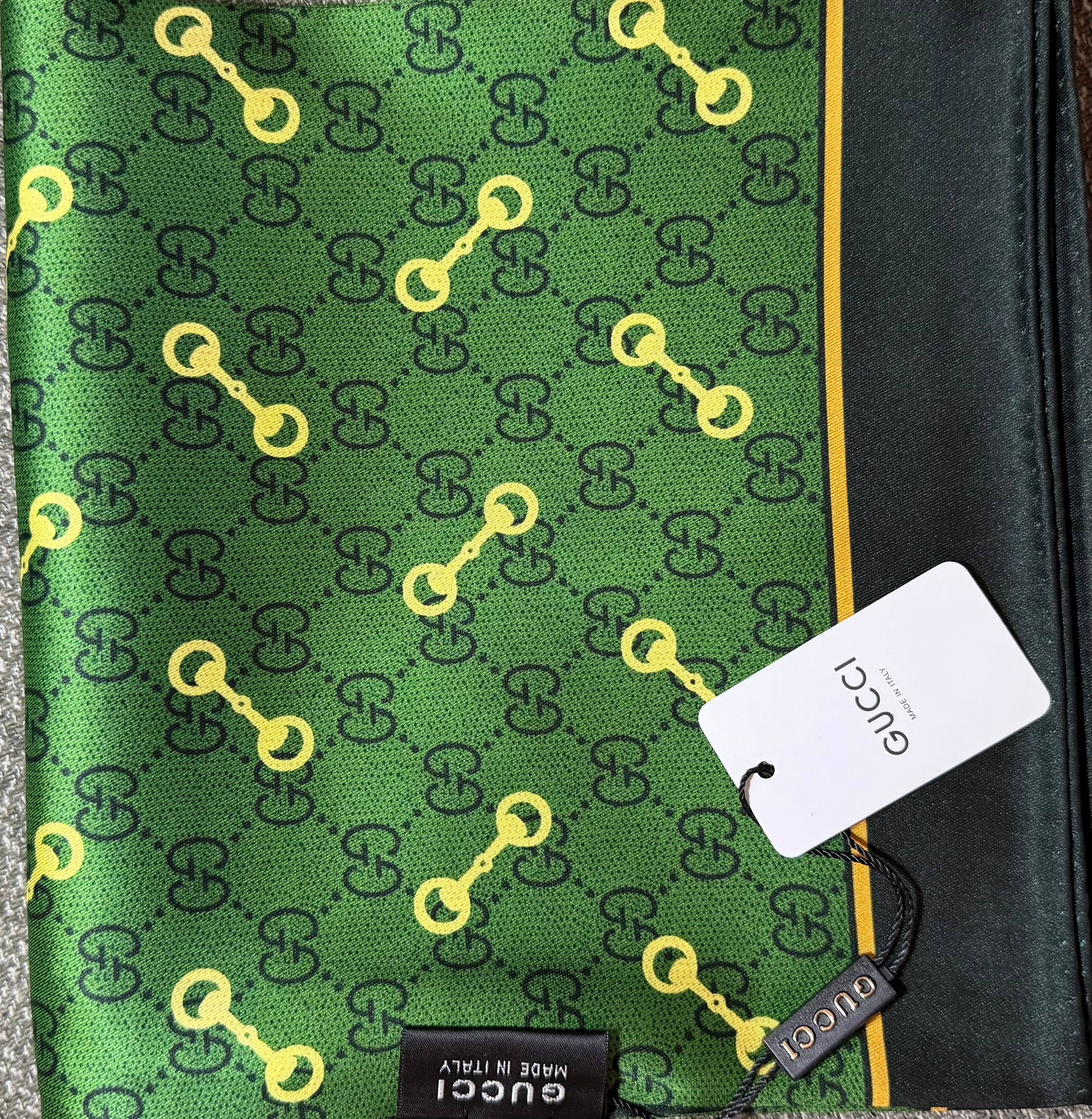 GUC. replica satin green square