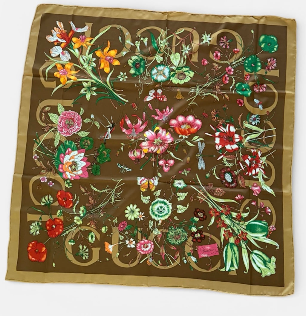 GUC. replica satin floral square (brown)